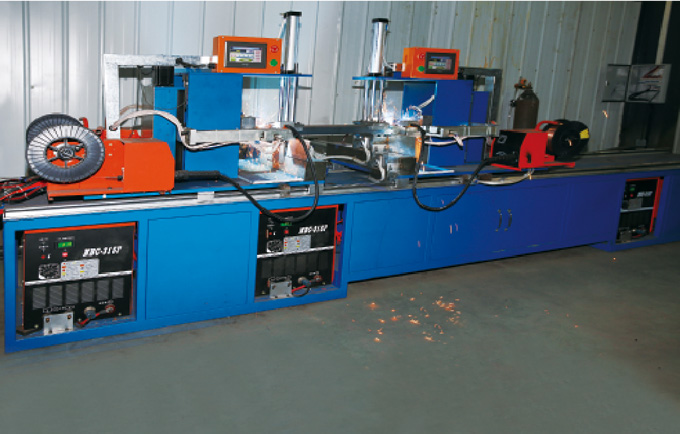 八面橫梁自動(dòng)焊焊機